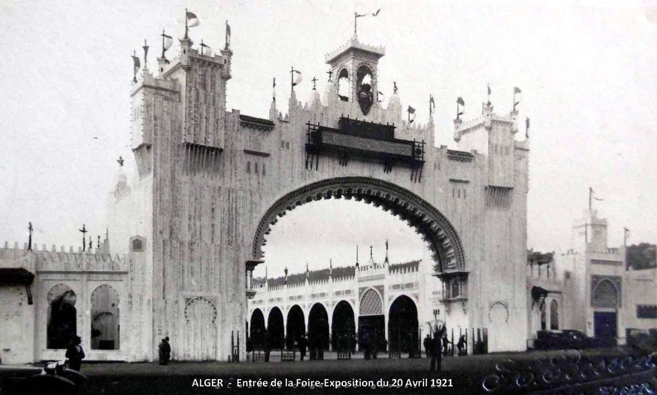 Alger - Exposition de 1921 - Entree.jpg